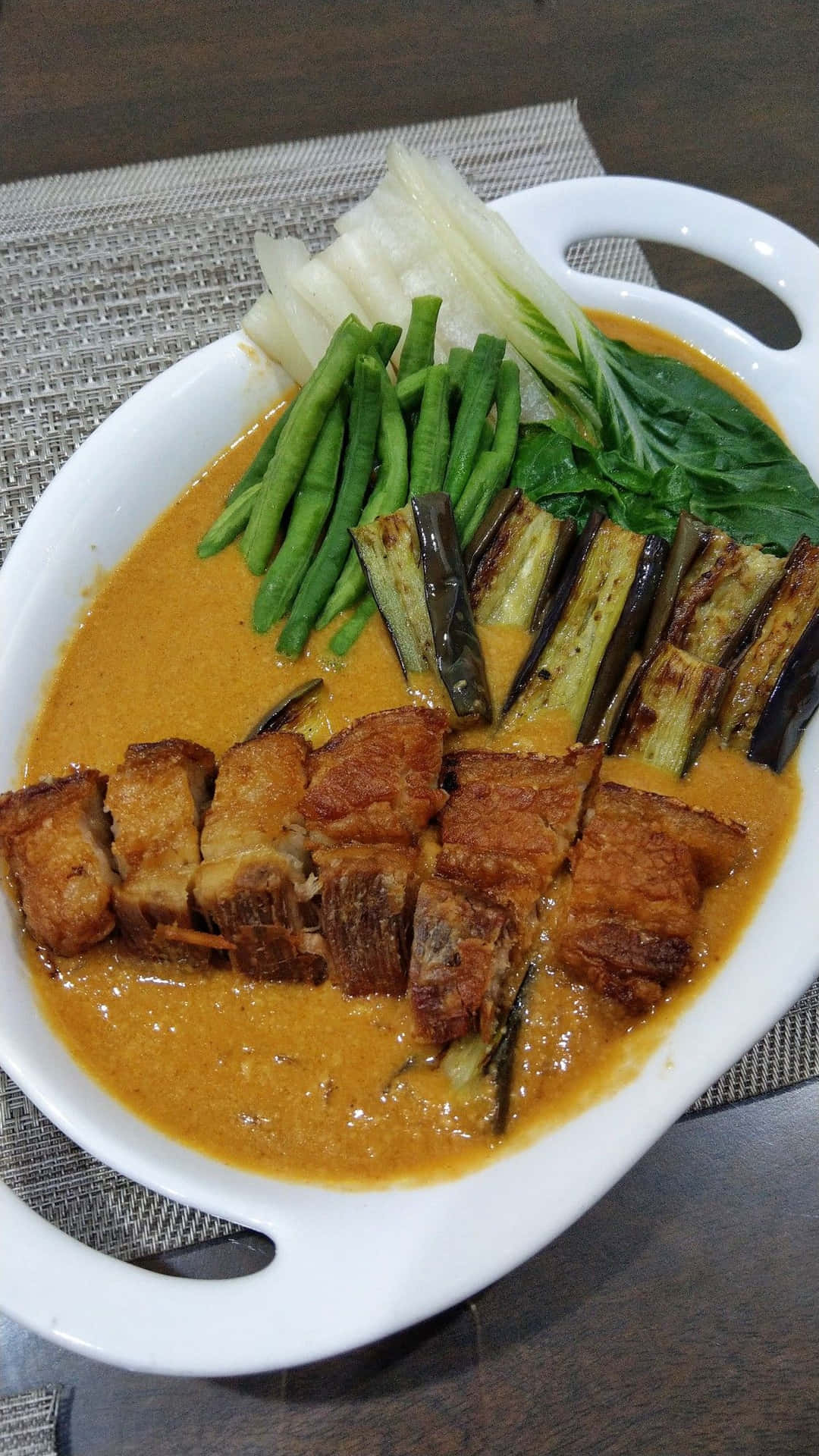 Deep Fried Meat In Thick Peanut Sauce Kare-kare Wallpaper