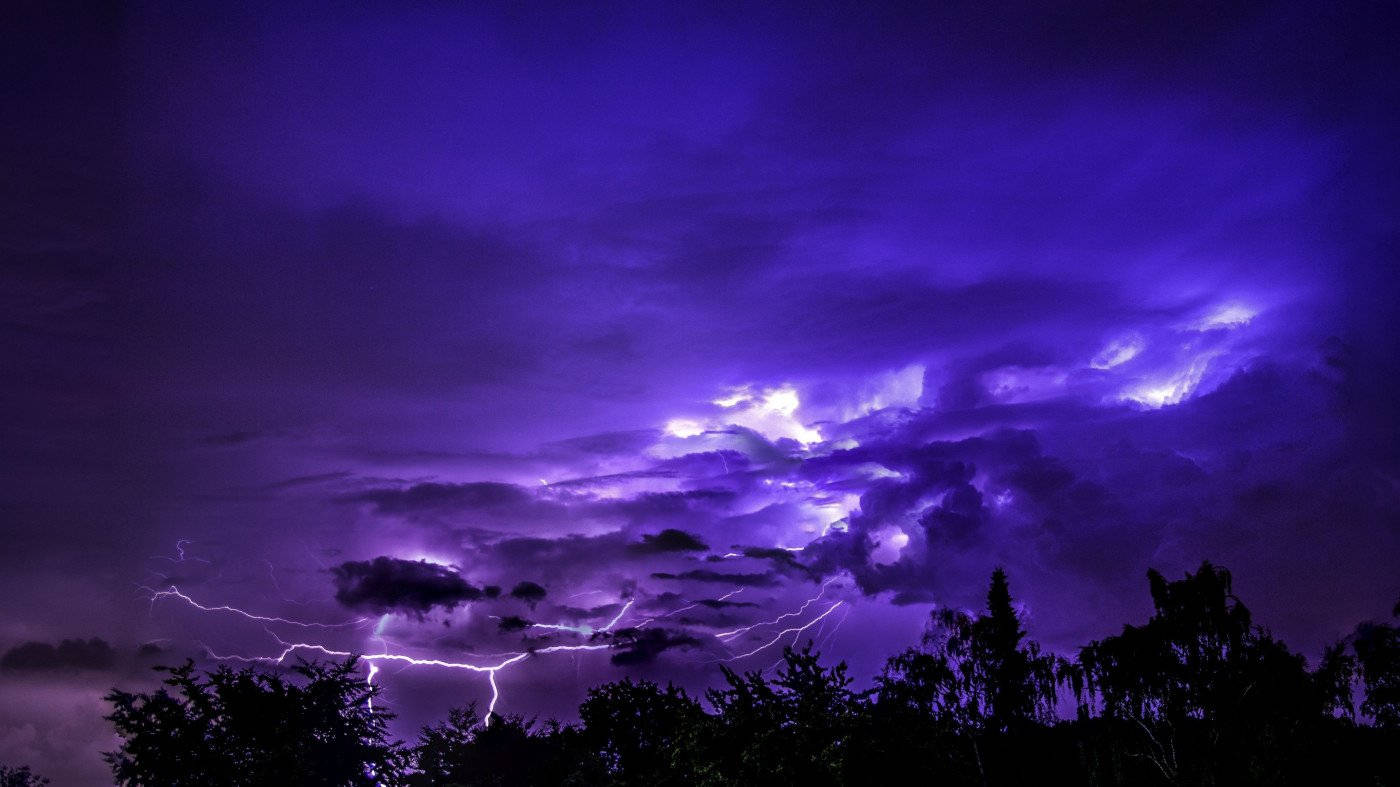 Deep Purple Thunderstorm Wallpaper