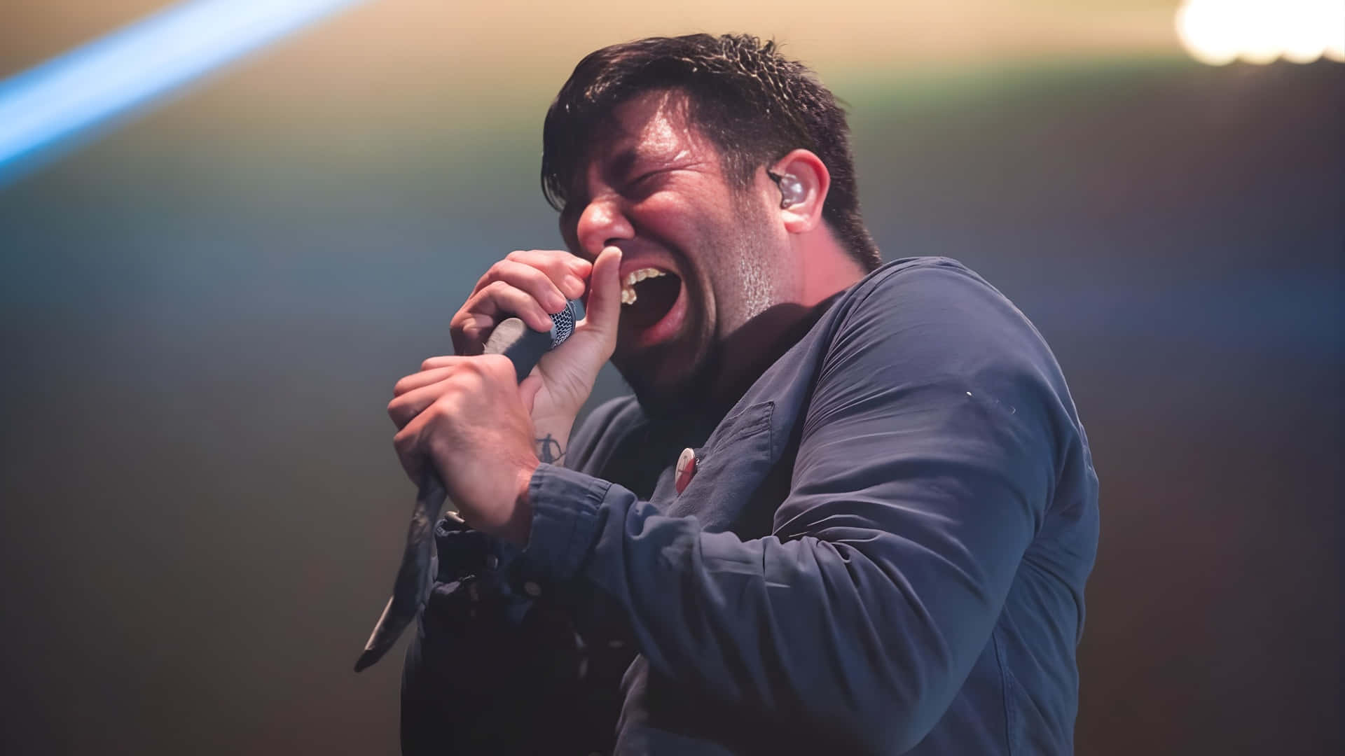 Deftones Live Vocal Performance Wallpaper