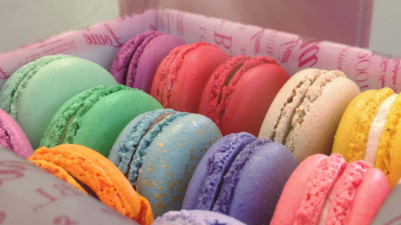 Delectable Macaroons Wallpaper