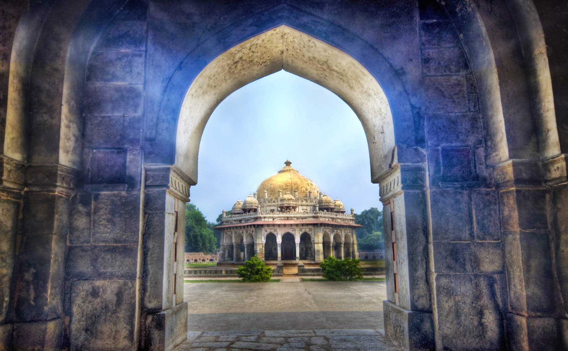 Delhi Isa Khan's Tomb