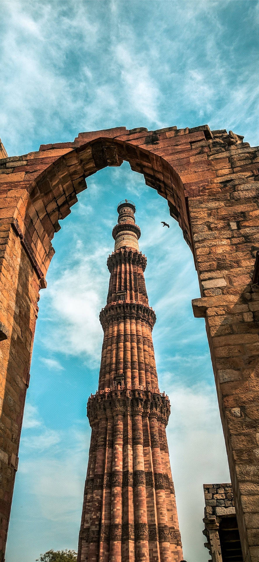 Delhi Qutub Minar Arch Picture