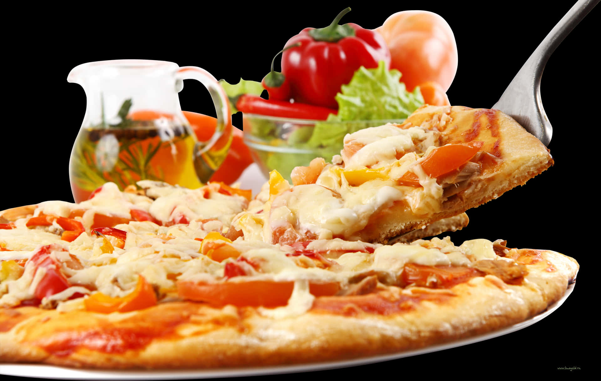 Delicious Cheese Pizzawith Toppings PNG