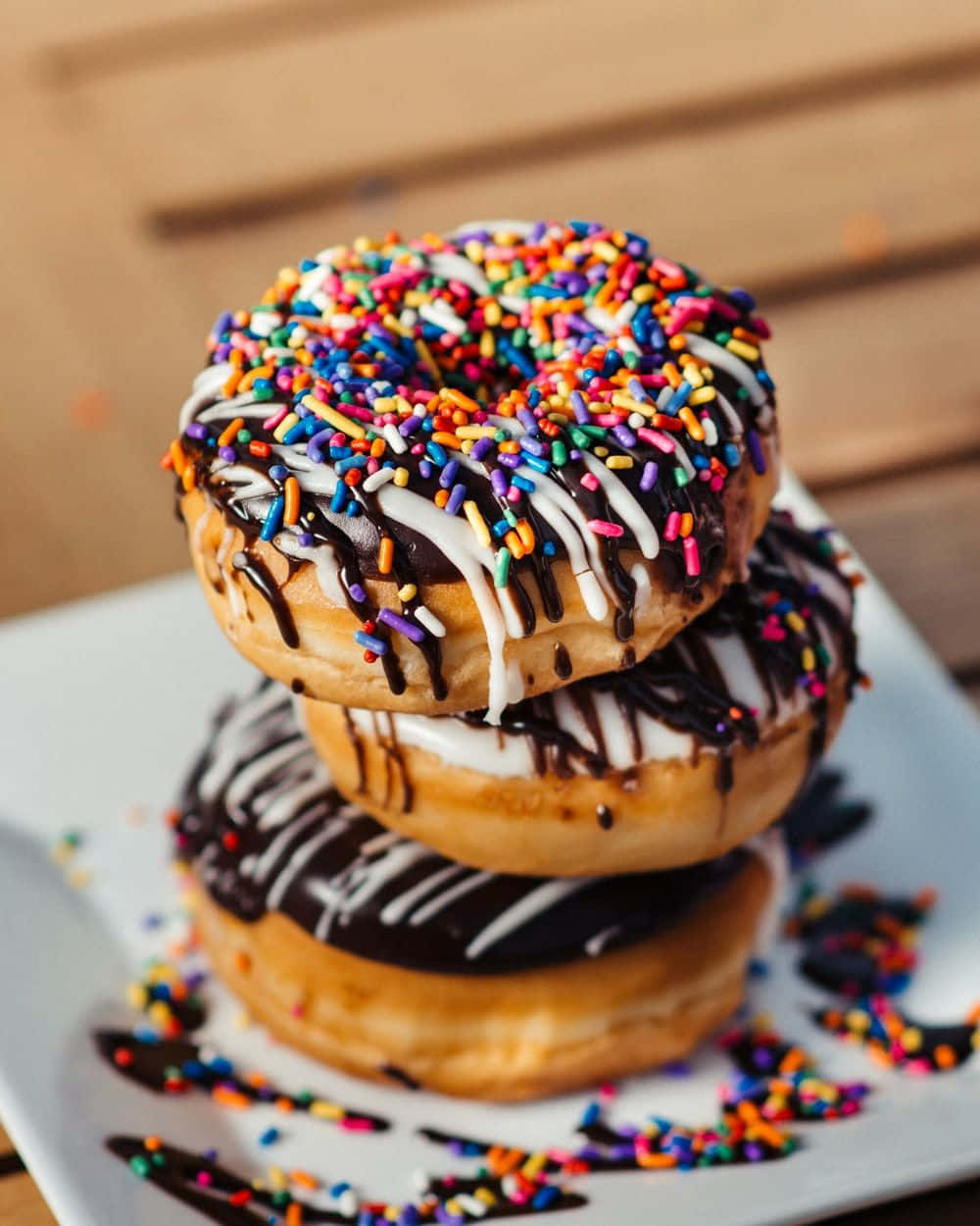 Enstapel Med Donuts Med Strössel På Toppen