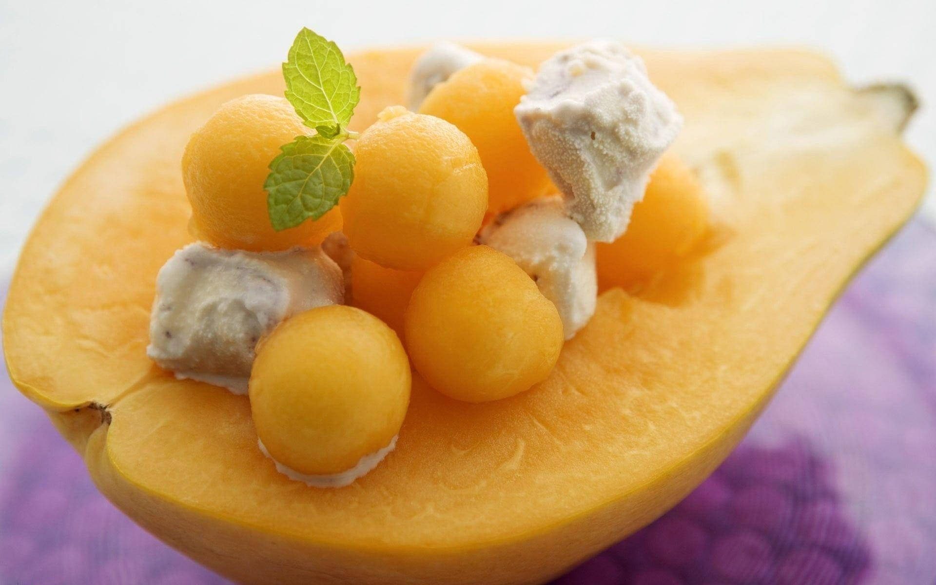 Delicious Ripe Papaya Fruit Dessert Wallpaper