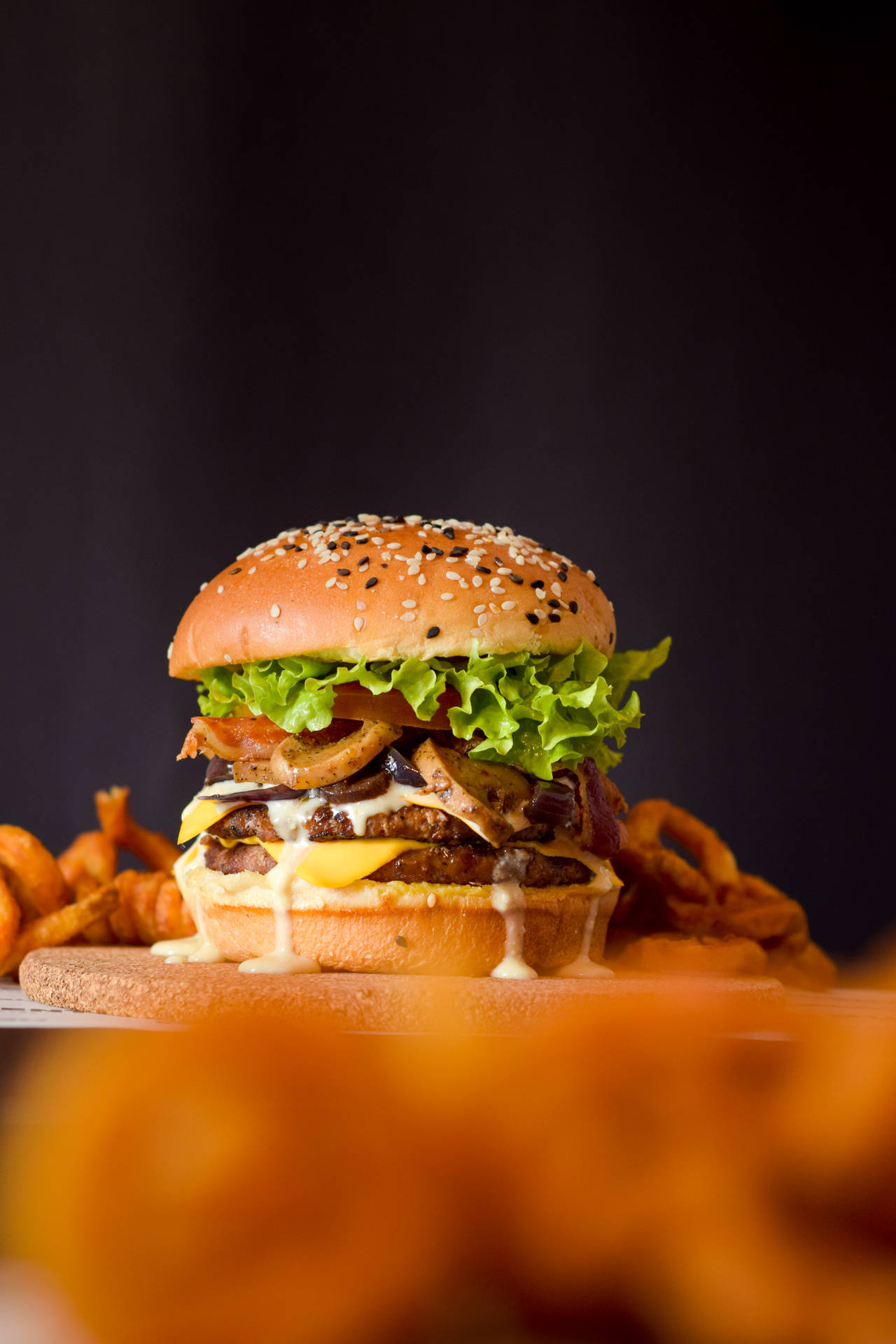 Leckerercremiger Cheeseburger Wallpaper