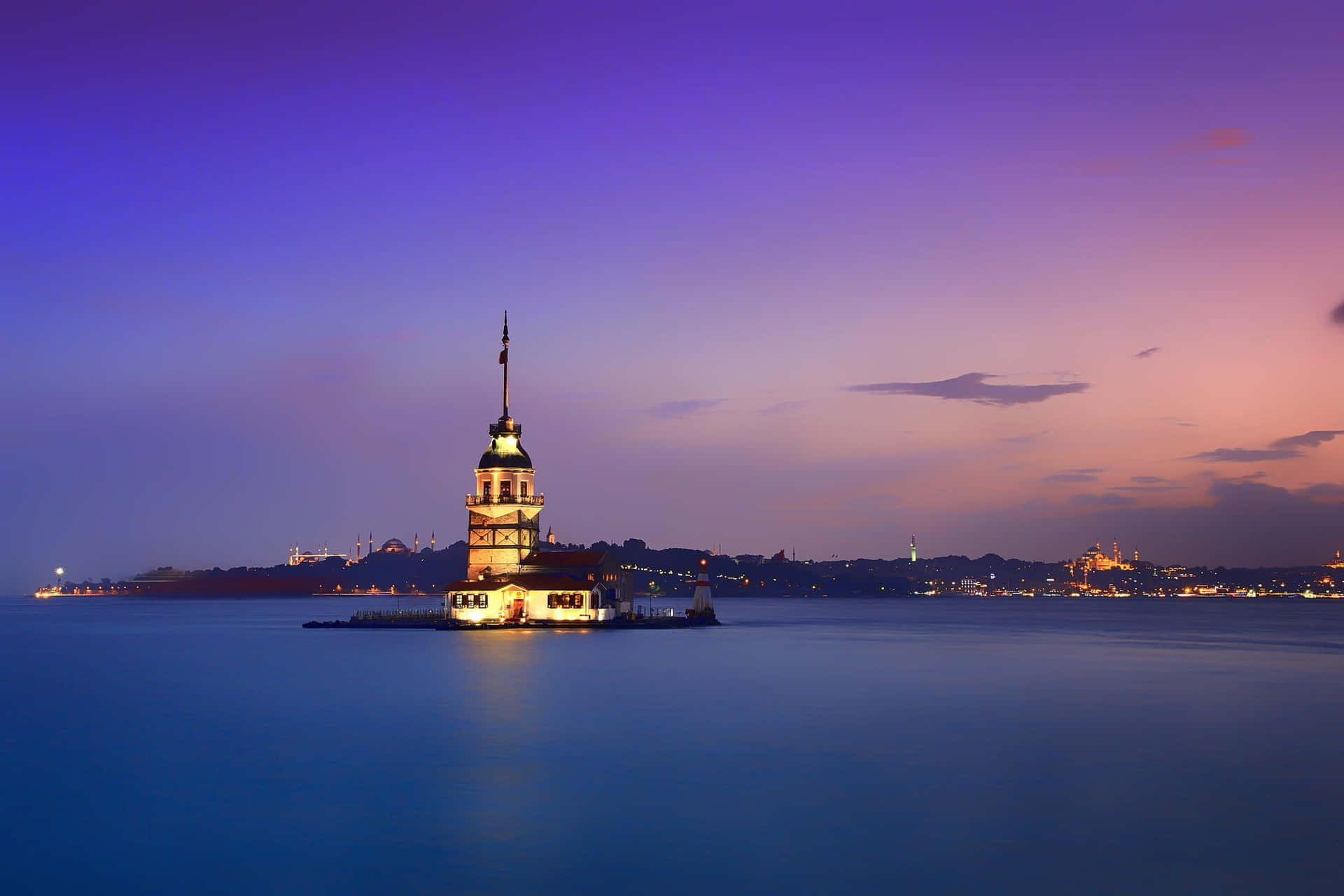 Delightful View Of The Maiden Tower At Sunset Wallpaper