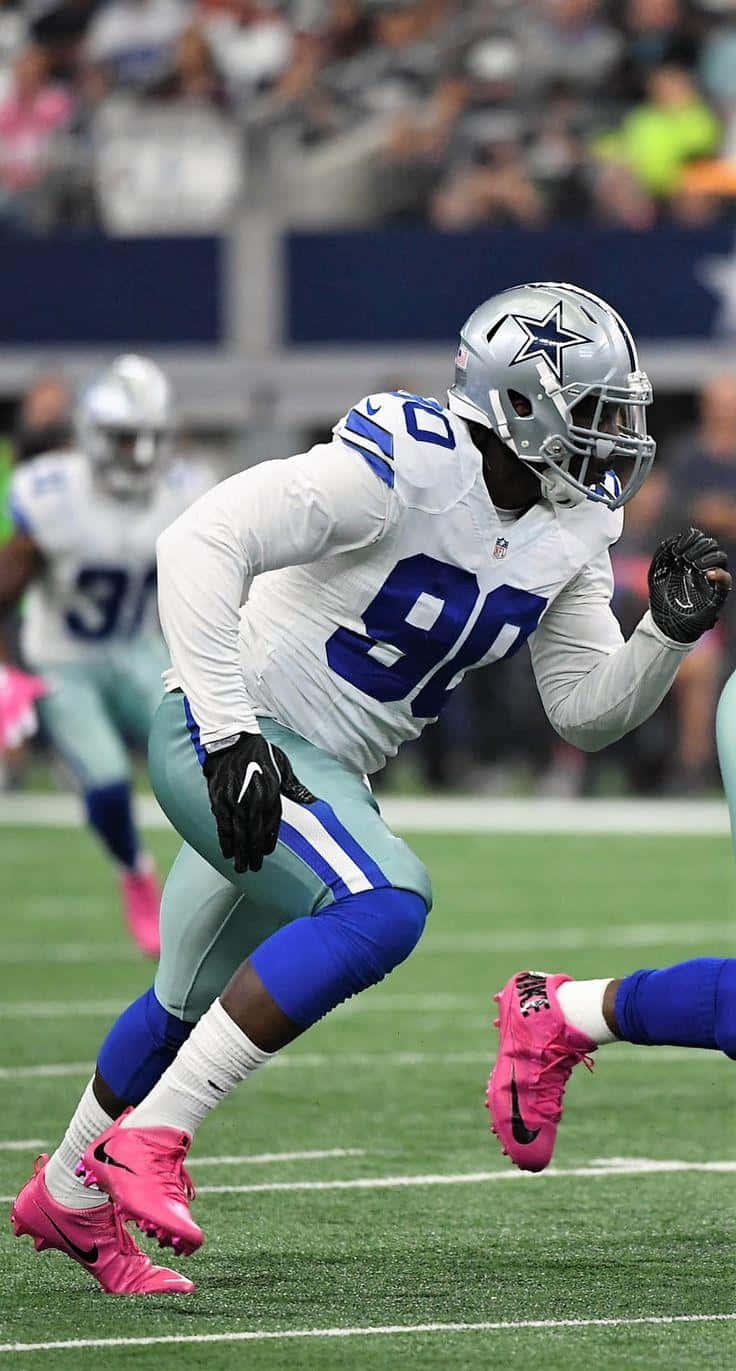 Demarcus Lawrence 736 X 1371 Wallpaper