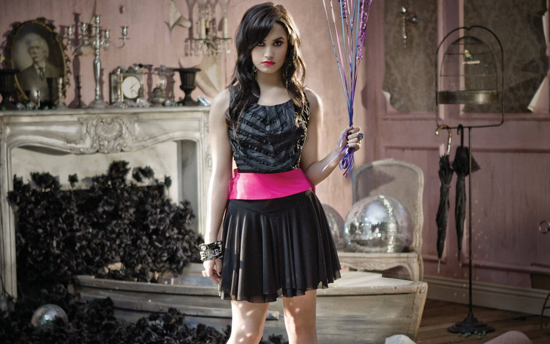 Demi Lovato Black Dress Background