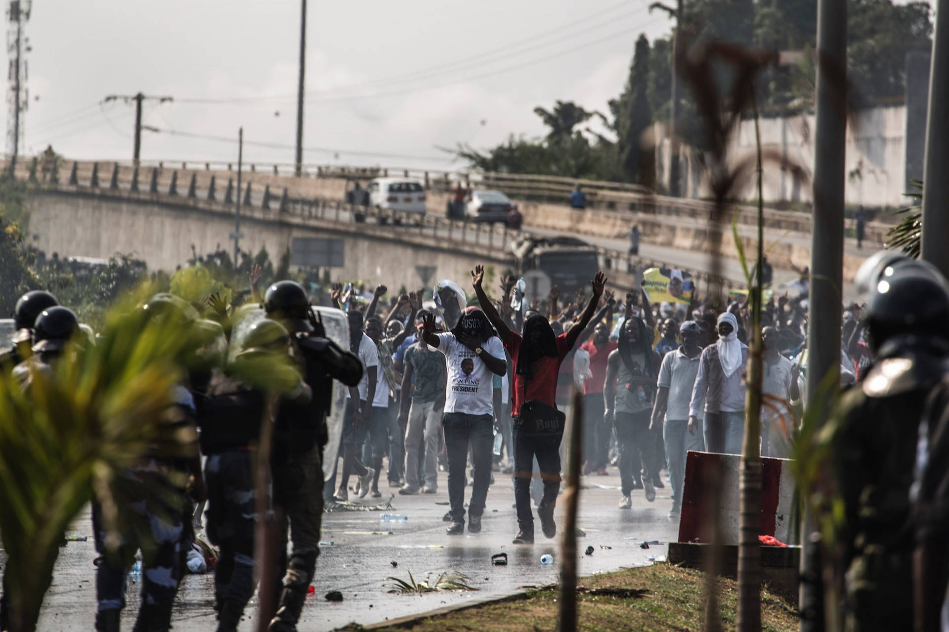 Demonstration In Gabon Wallpaper