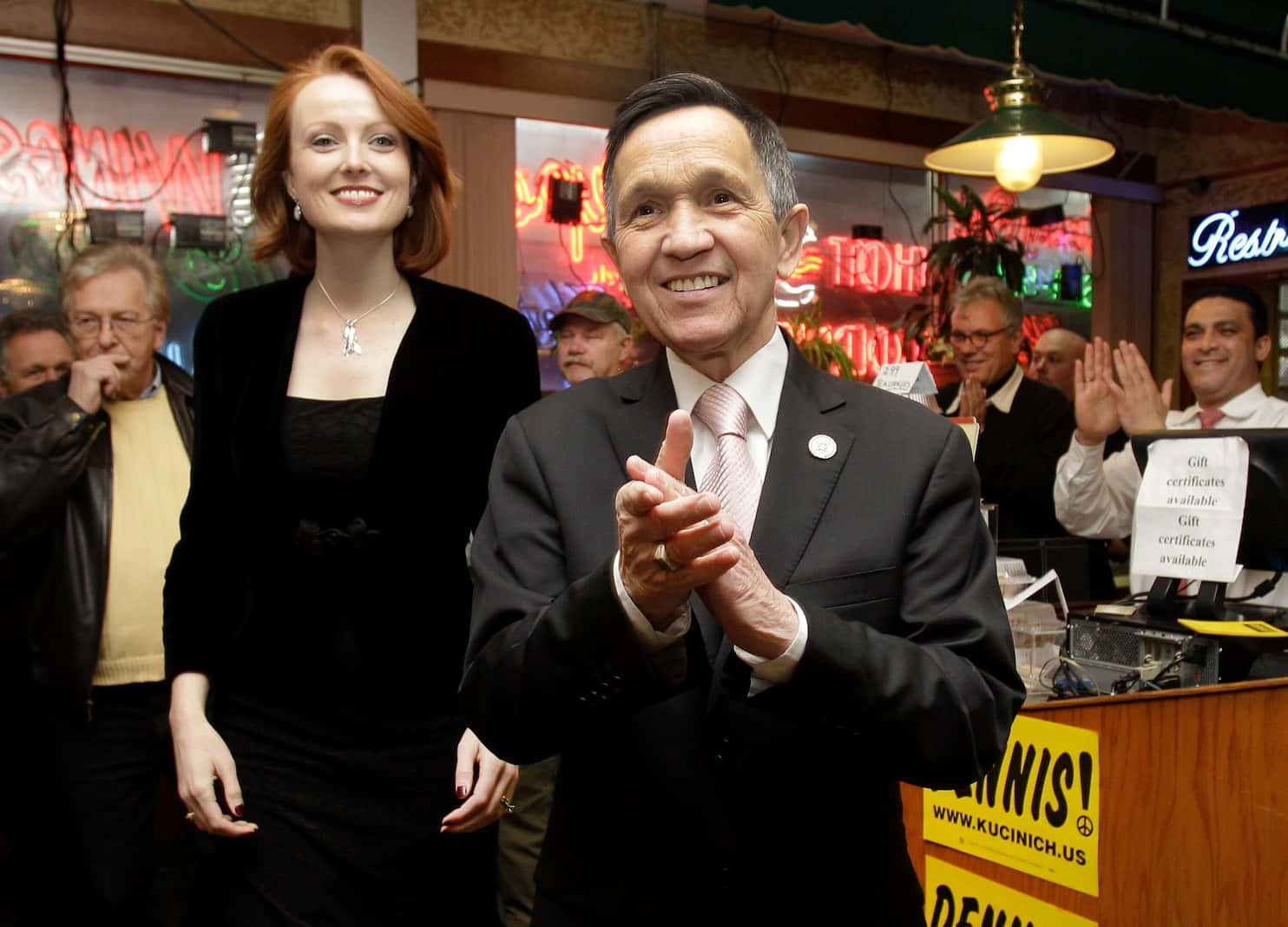 Dennis Kucinich And His Wife Wallpaper