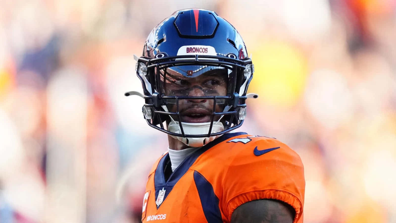 Denver Broncos Player Focused On Game Wallpaper