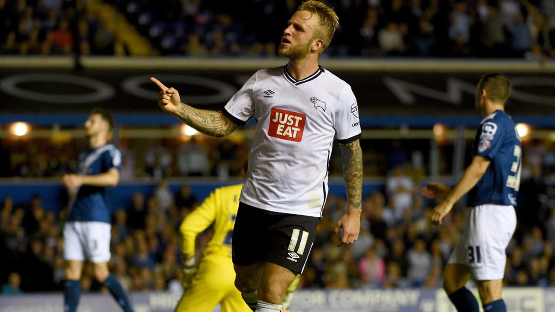 Derby County Football Club Johnny Russell Versus Reading Football Club Wallpaper