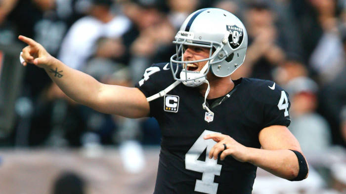 Derek Carr Smiling And Pointing Wallpaper