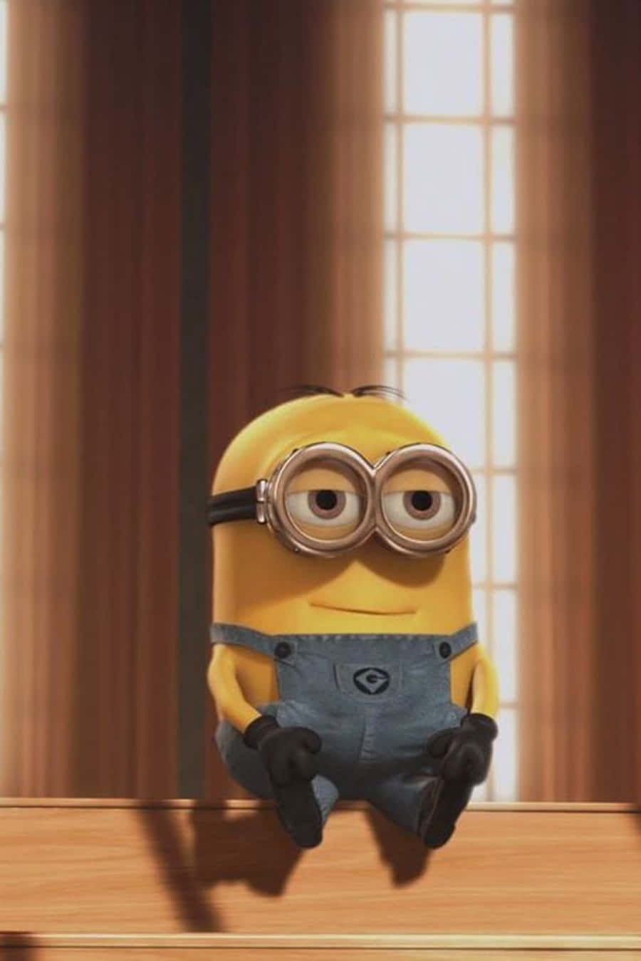 Sitting With Sunlight Despicable Me Minion Iphone Wallpaper