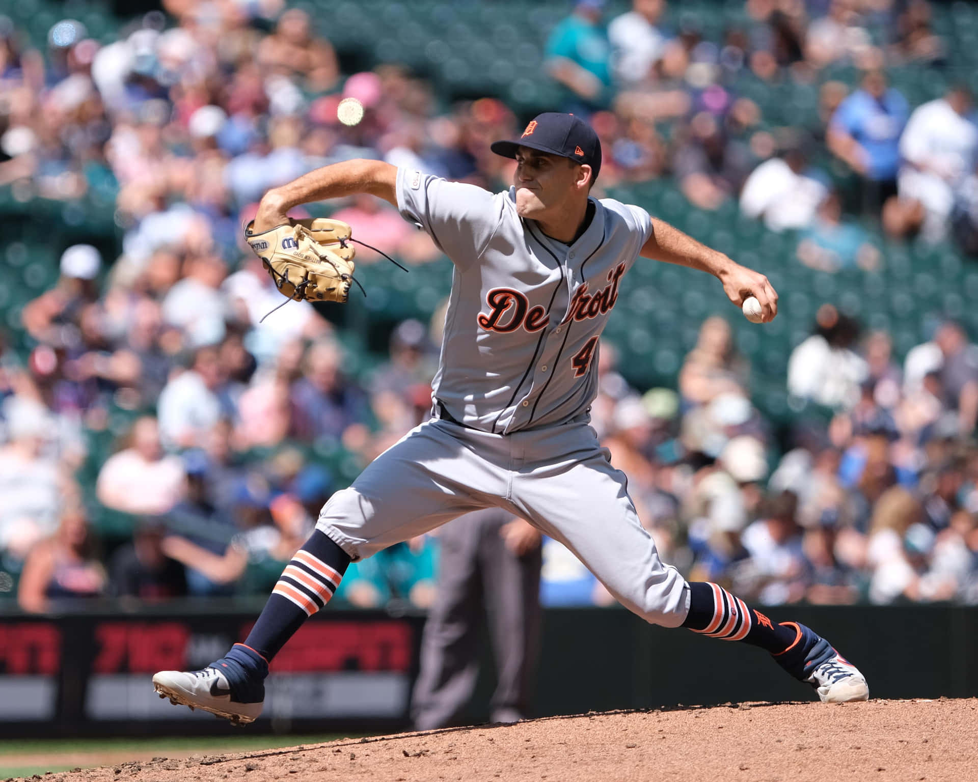 Detroit Baseball Pitcher Action Shot Wallpaper