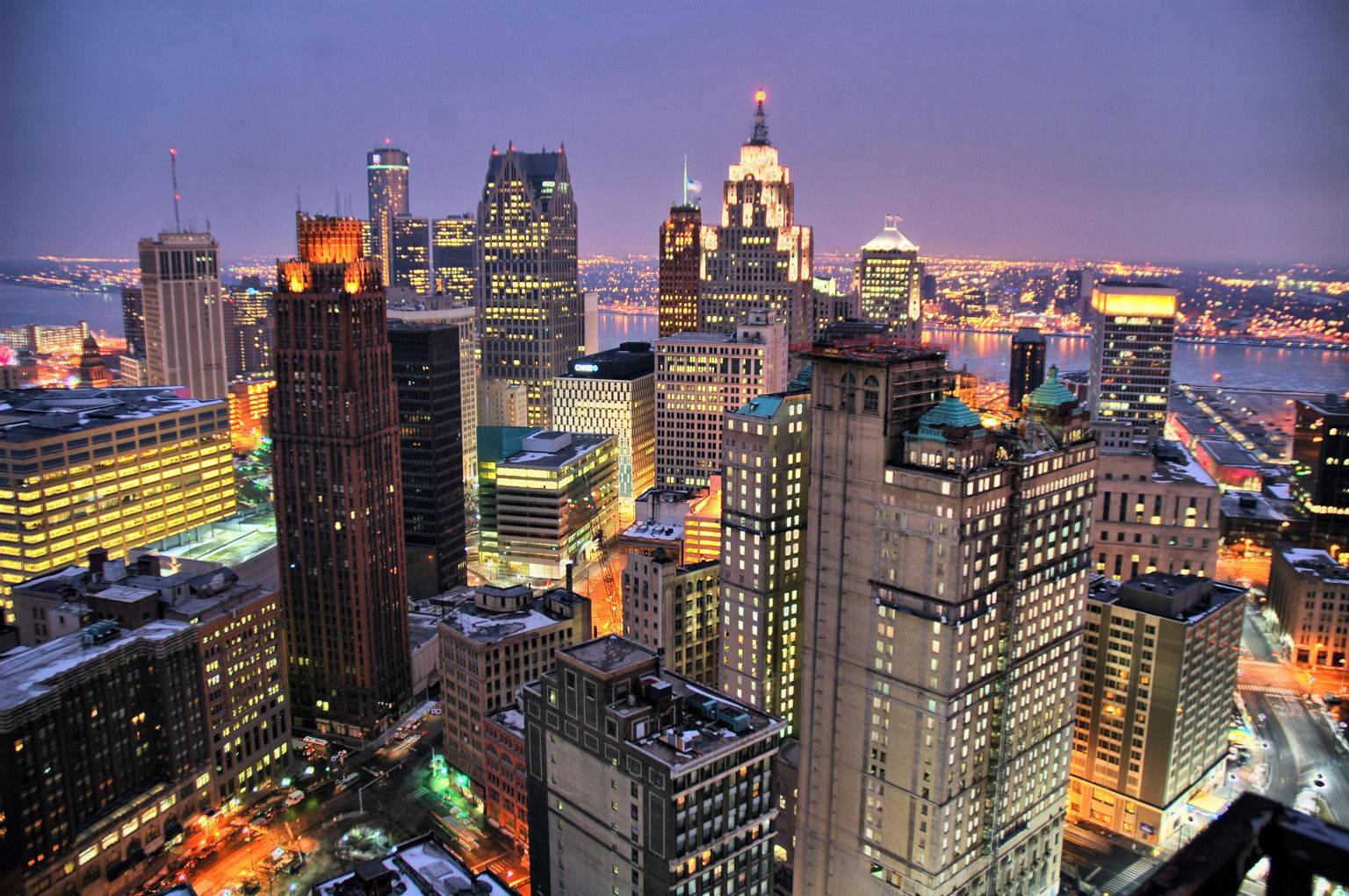 Detroitfinansiella Distriktnatt Aerial Wallpaper
