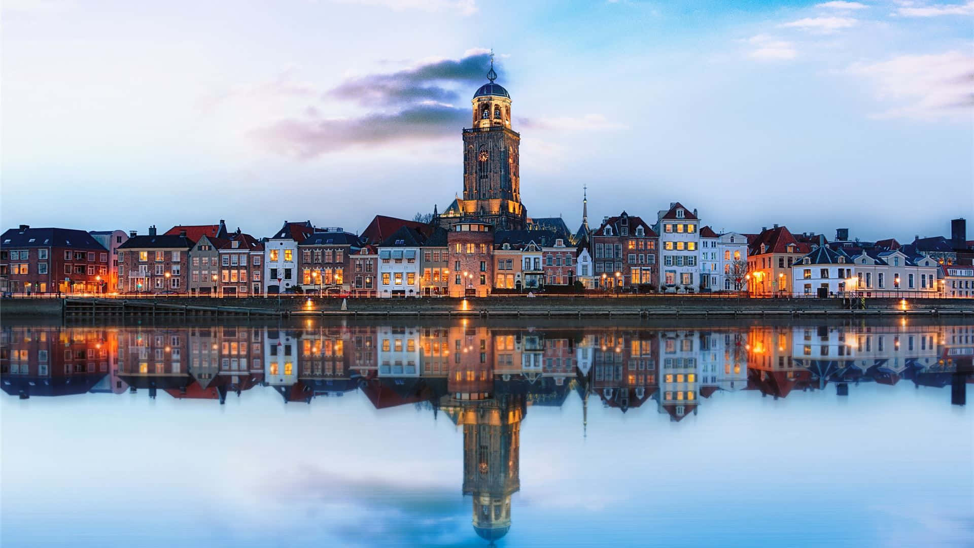 Deventer Skyline Reflectionat Twilight Wallpaper