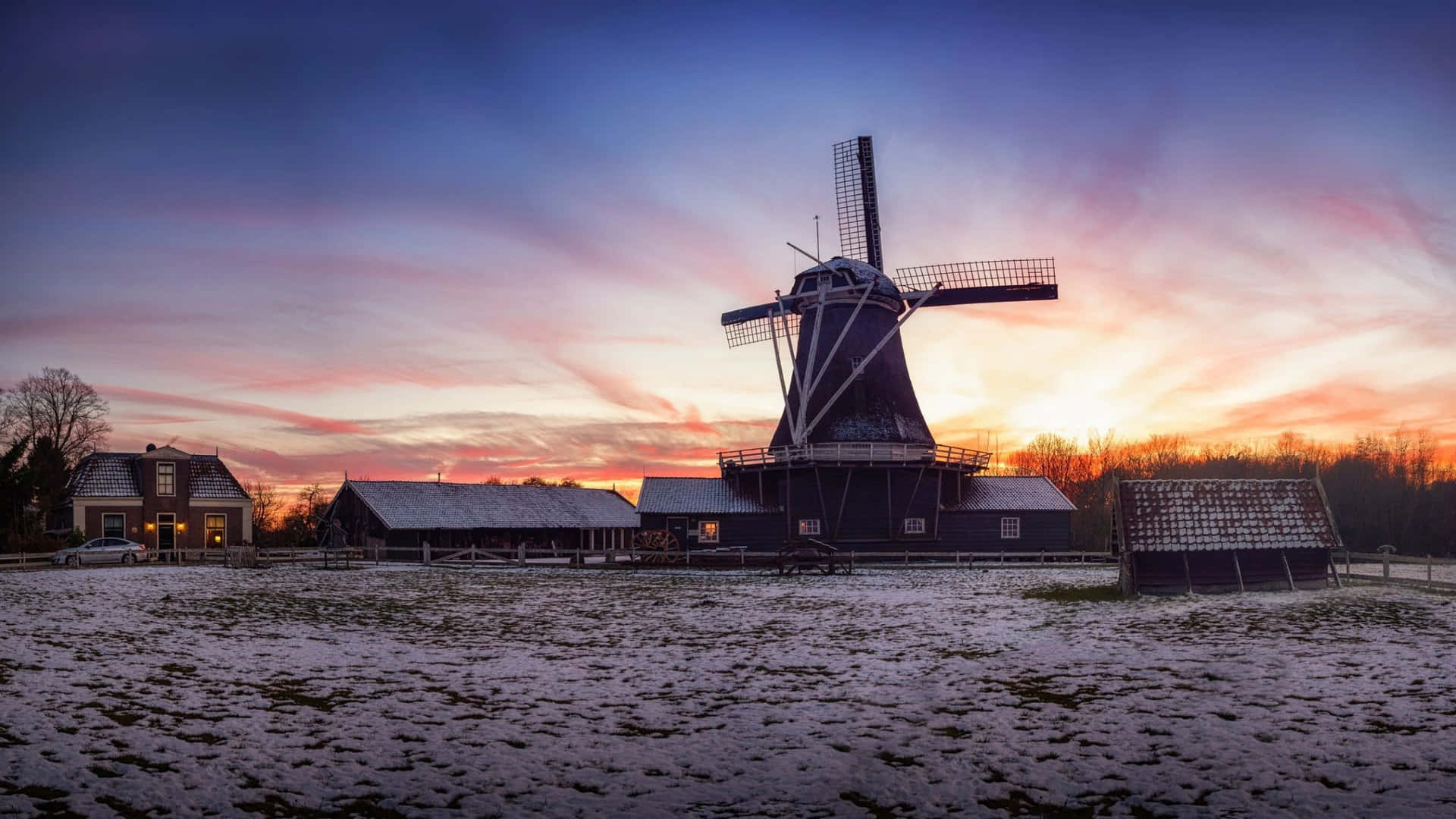 Deventer Windmillat Sunset Wallpaper