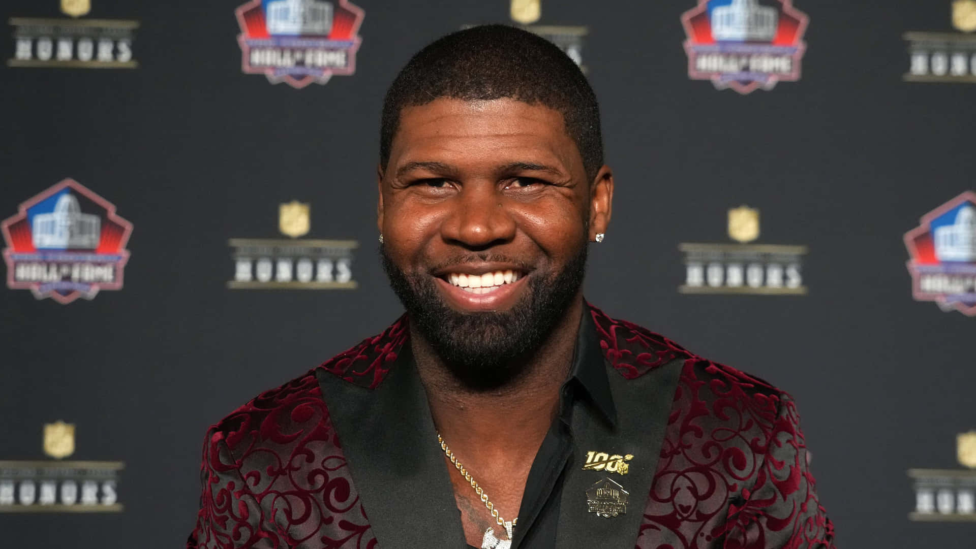 Devin Hester Smilingat Event Wallpaper