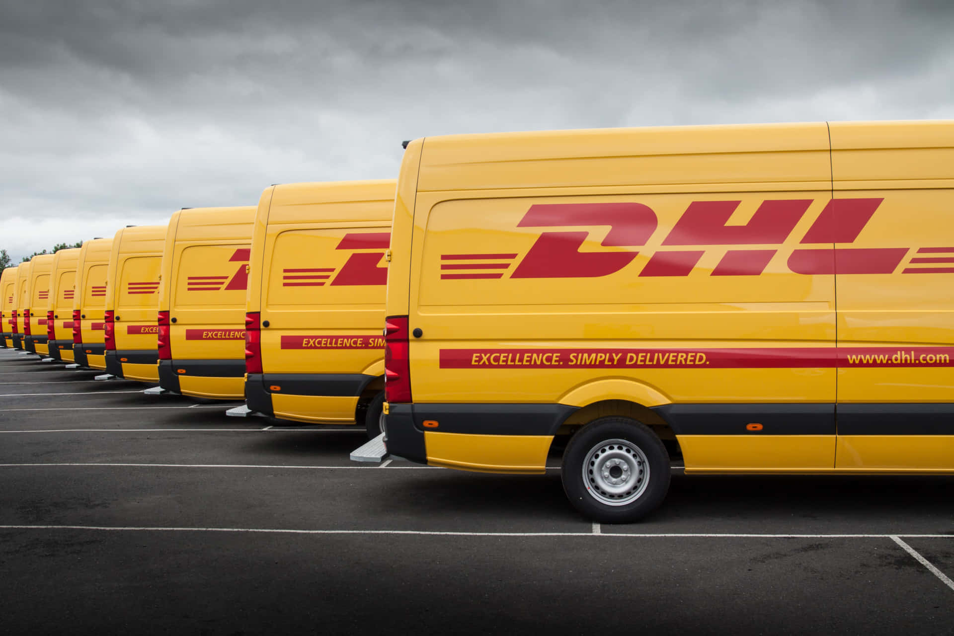Get your package delivered with DHL – the global leader in logistics and shipping