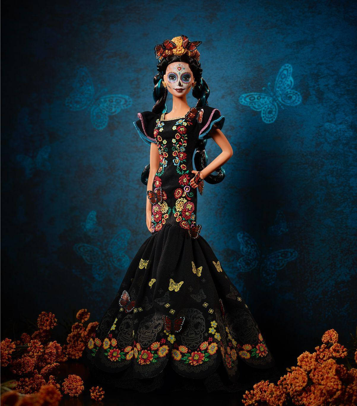 Captivating Dia De Los Muertos doll donned in traditional attire. Wallpaper