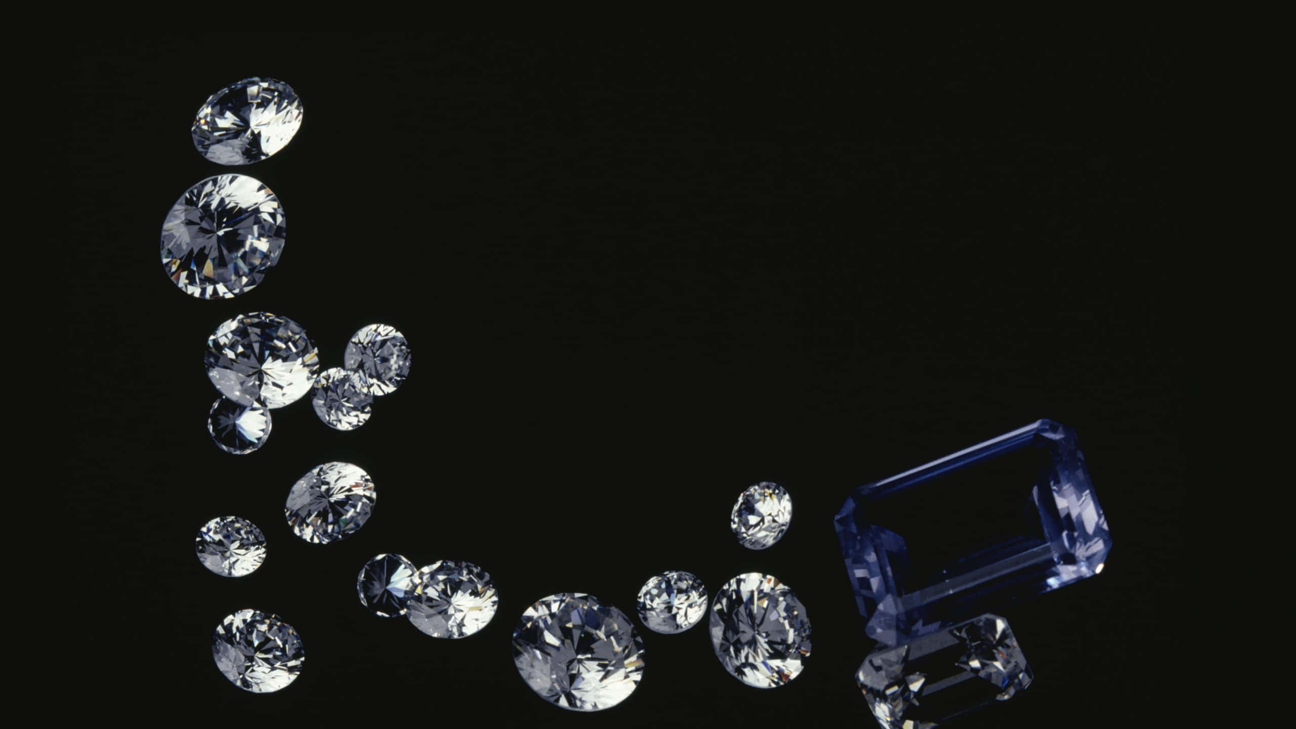 A close up image of a shining and dazzling diamond