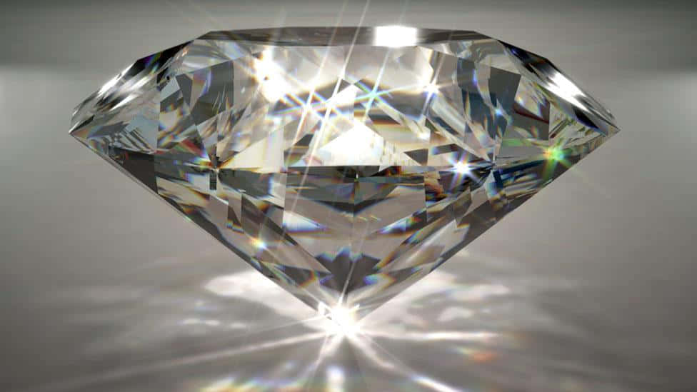 Diamantecom Forma Brilhante