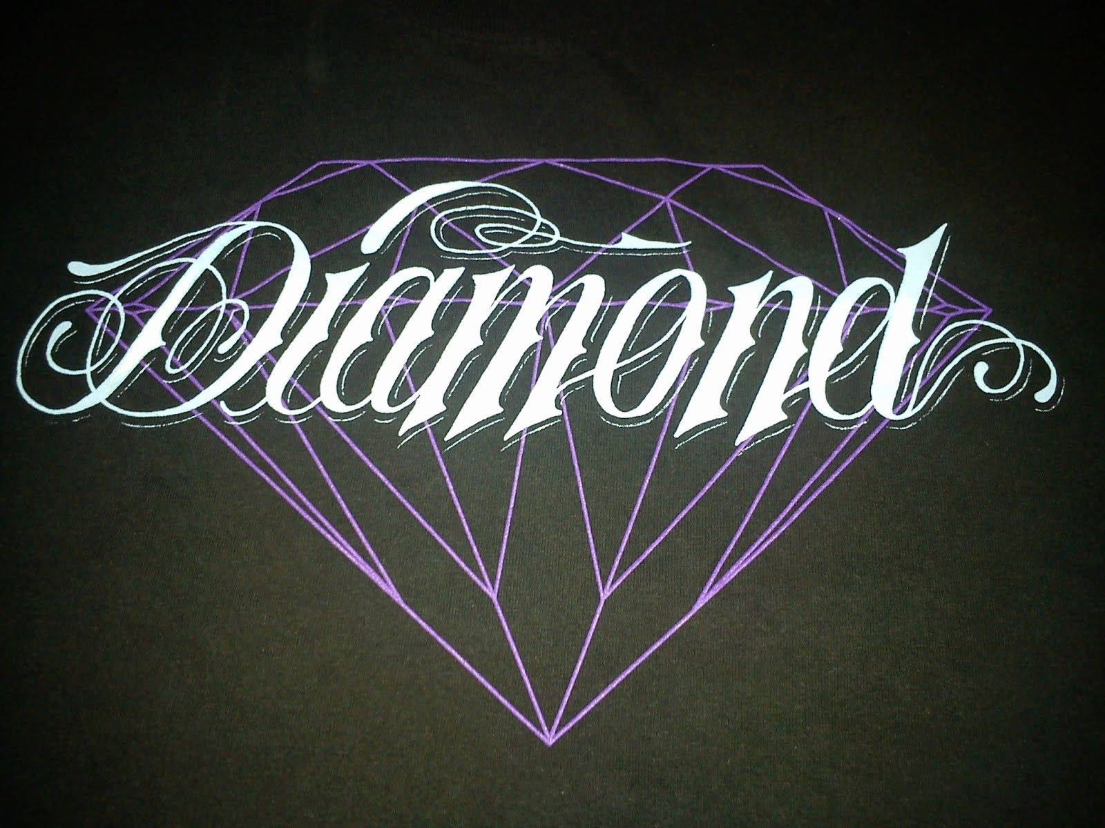 Diamondsupply Co Lila Logo Wallpaper