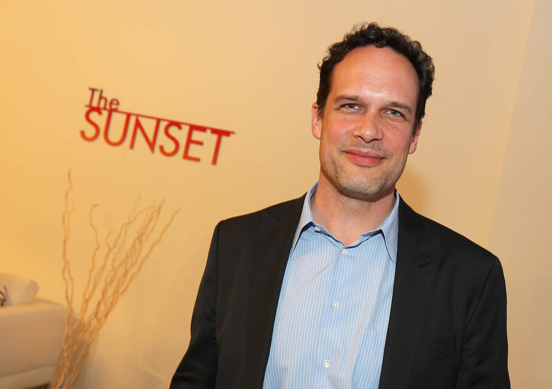 A distinct portrait of renowned actor Diedrich Bader Wallpaper