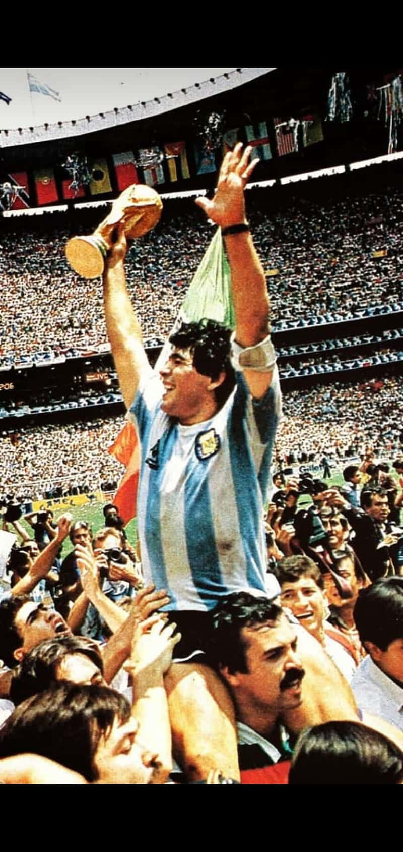 Fotografiavintage Di Diego Maradona Durante I Mondiali Sfondo