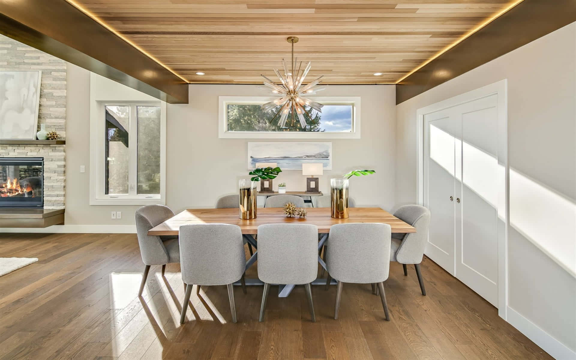 Relax and entertain in this warm and inviting dining room
