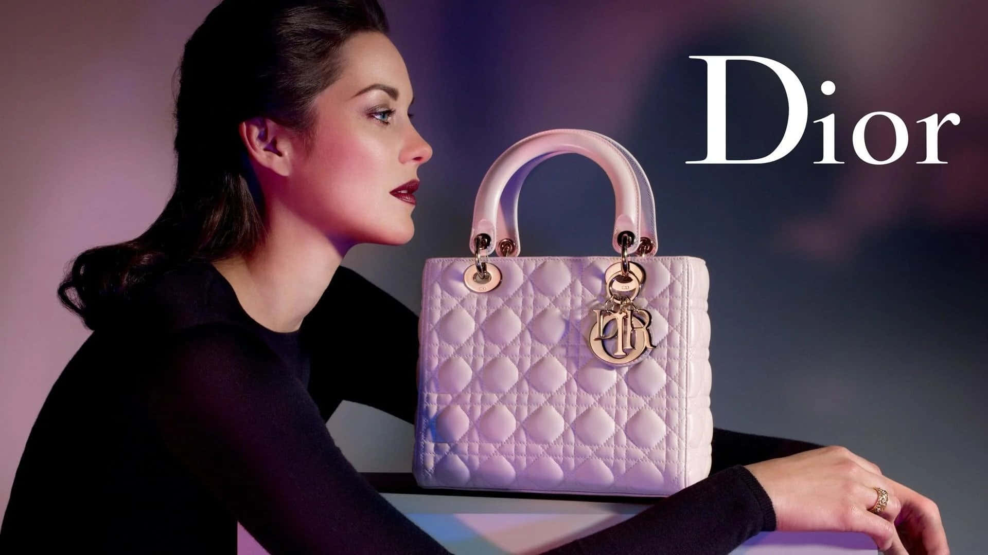 Experimentaelegancia Y Sofisticación Con Las Fragancias De Dior