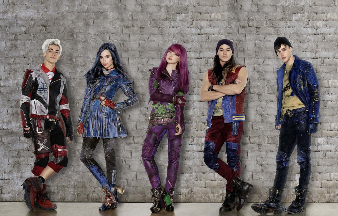From left to right: Evie, Jay, Carlos, and Mal from Disney's "Descendants" film Wallpaper