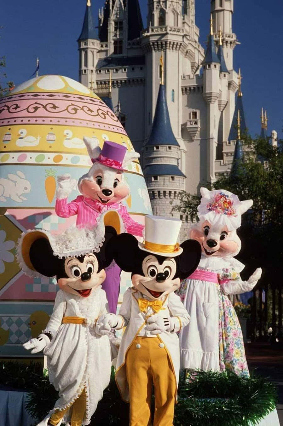Papel De Parede Da Páscoa Da Disney Com Mickey E Minnie Reais. Papel de Parede