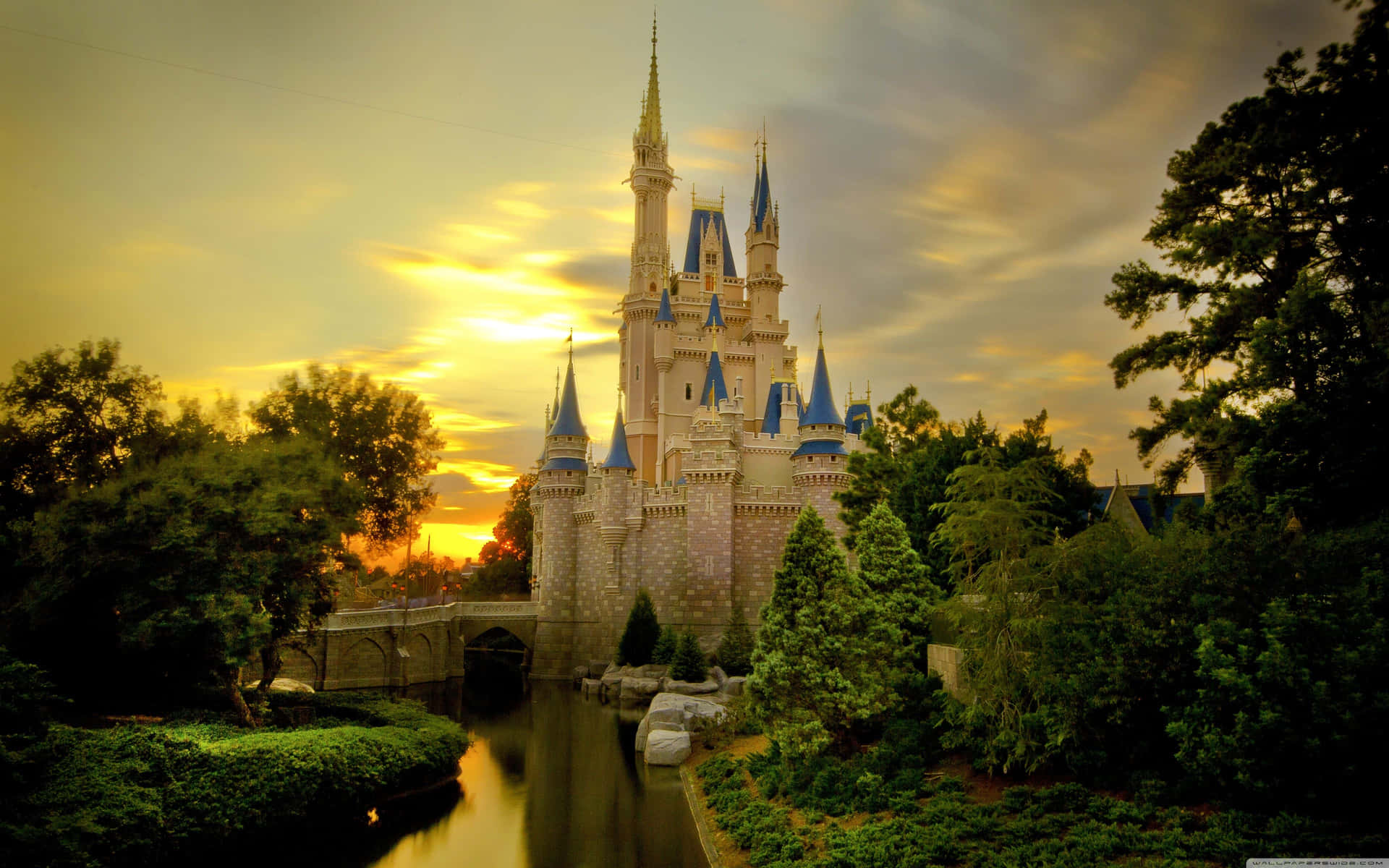 Experience the Magic of Disney with Disney Mac Wallpaper