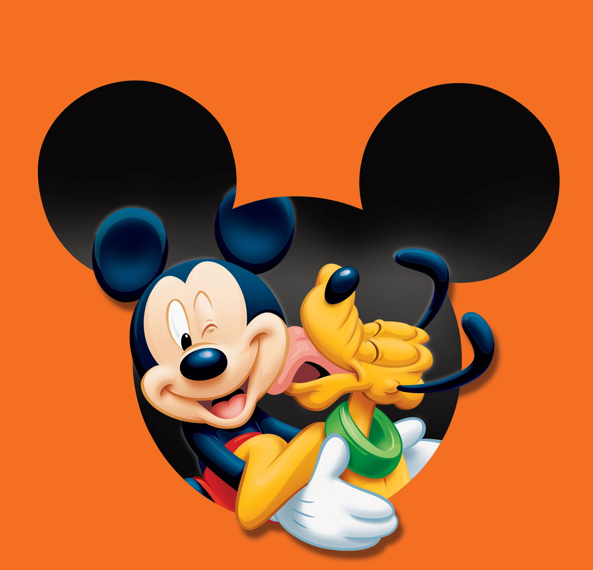 Disney Pluto Licking Mickey Mouse Wallpaper