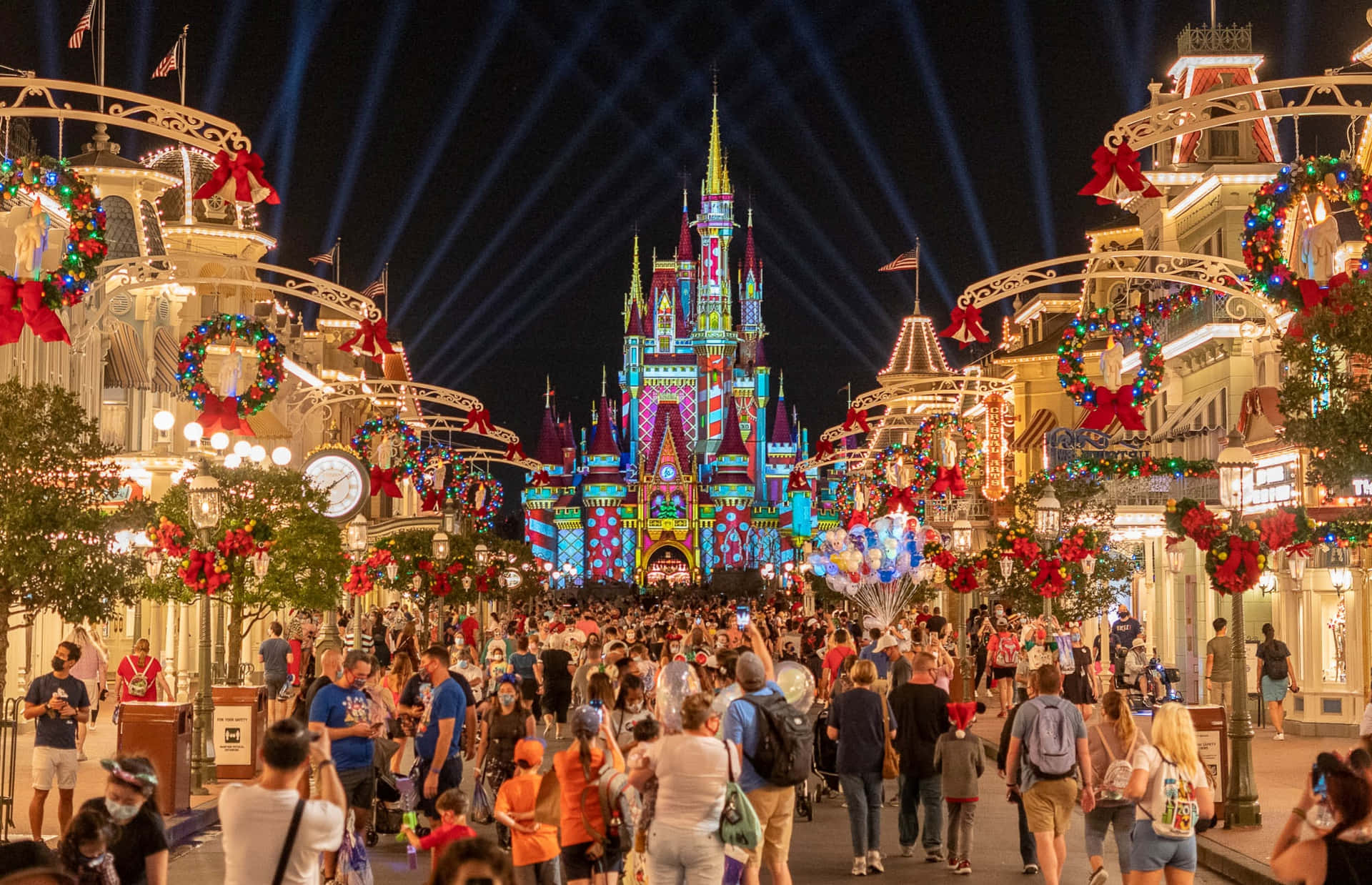 Experience the magic of Disney World