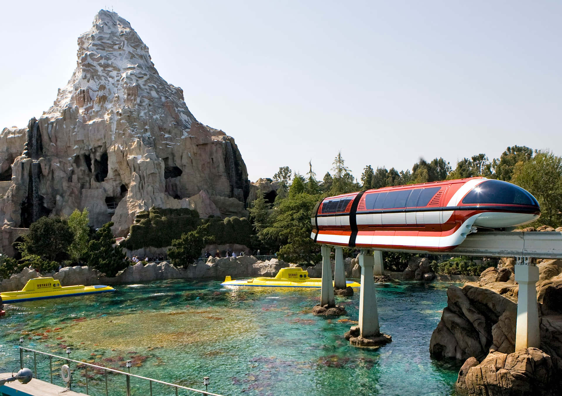 Disneyland Monorailand Submarine Voyage Wallpaper