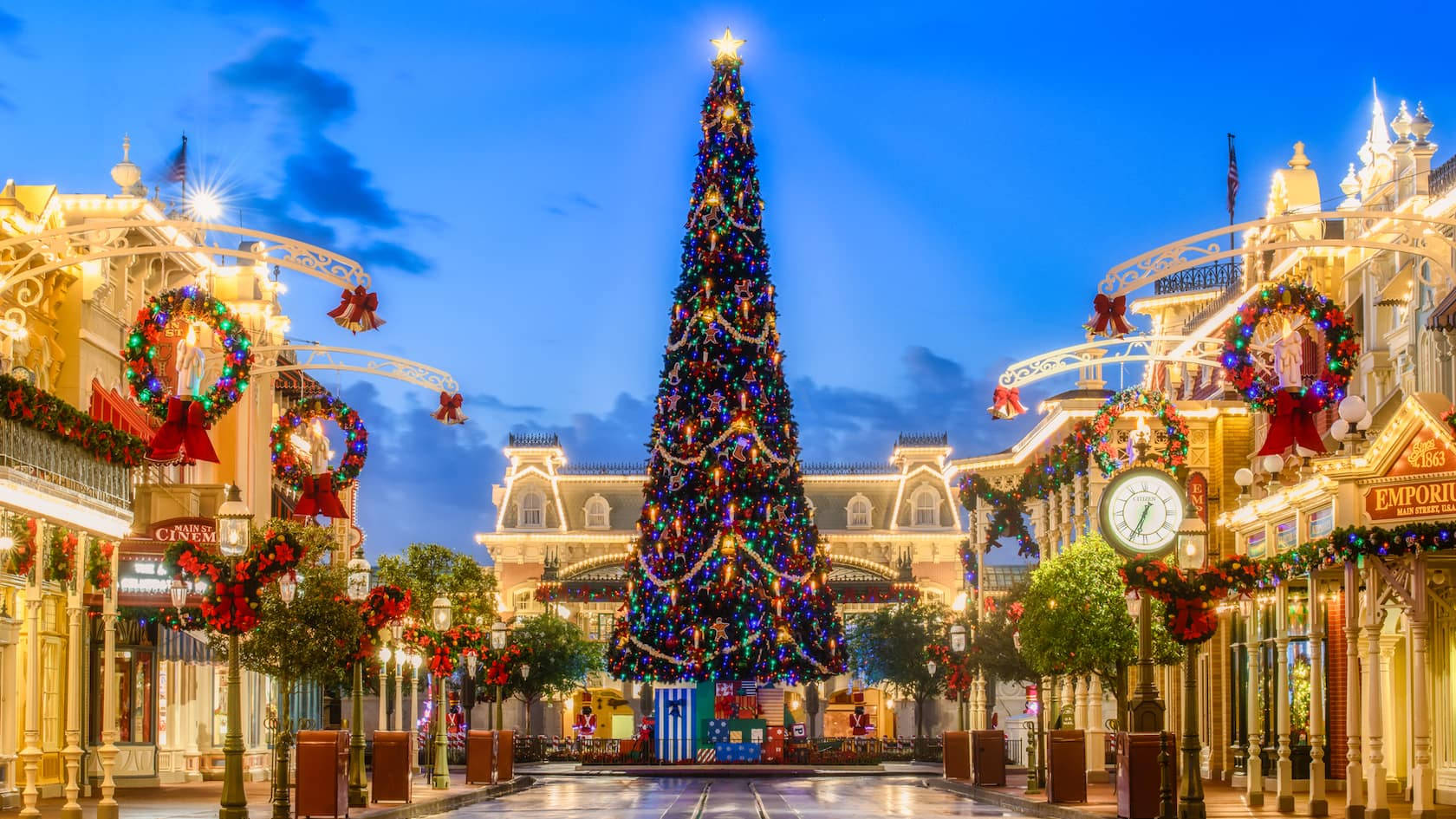Árbolde Navidad De Disneyworld Fondo de pantalla