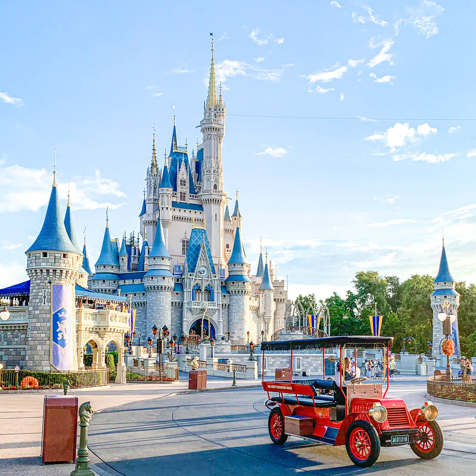 Vehículode Main Street En Disneyworld Fondo de pantalla