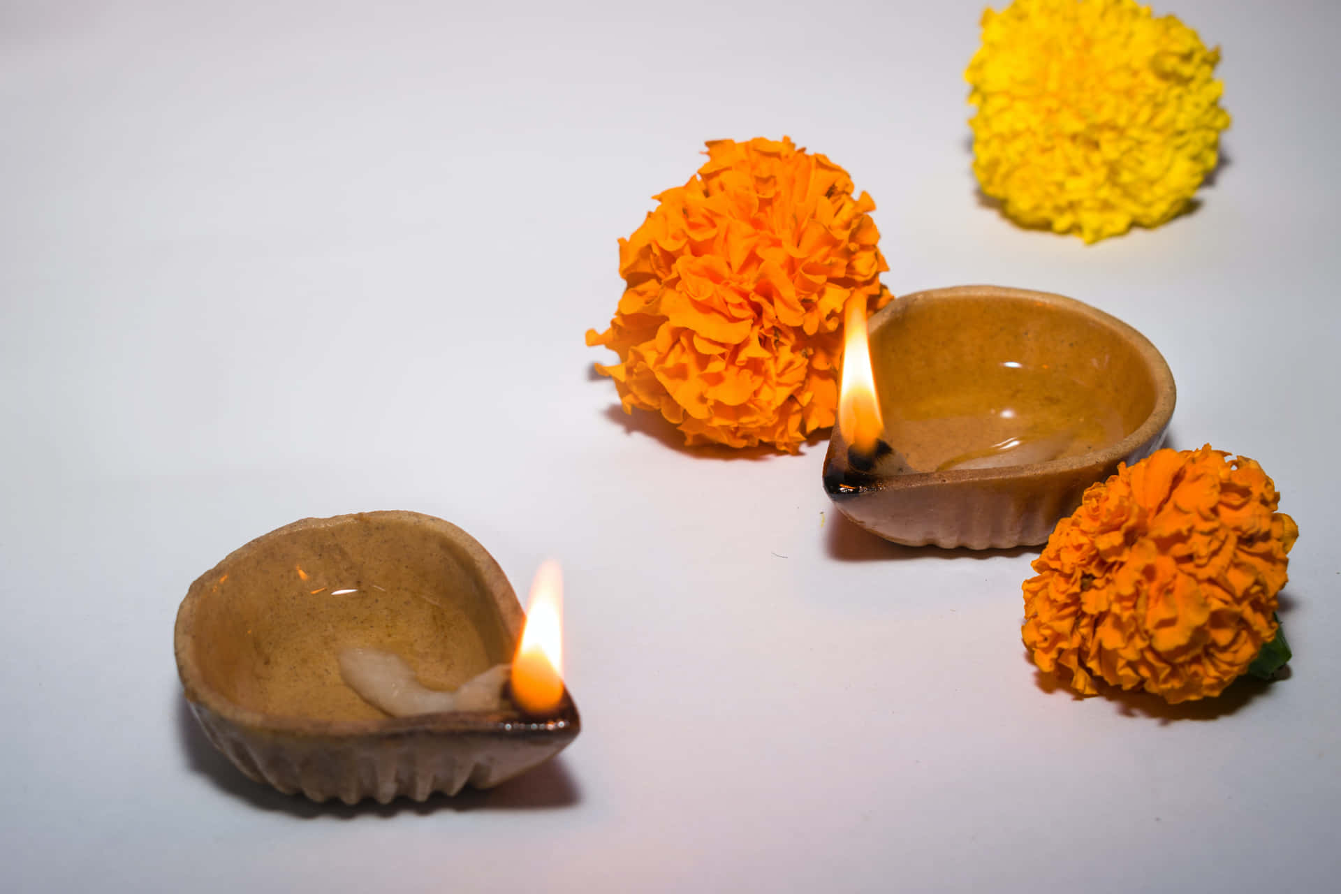 Fundodo Diwali Com Duas Velas Diya.