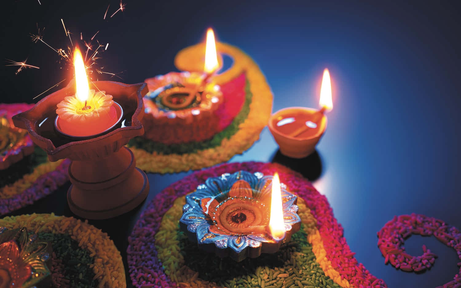 Illuminala Notte Con Le Candele Di Diwali