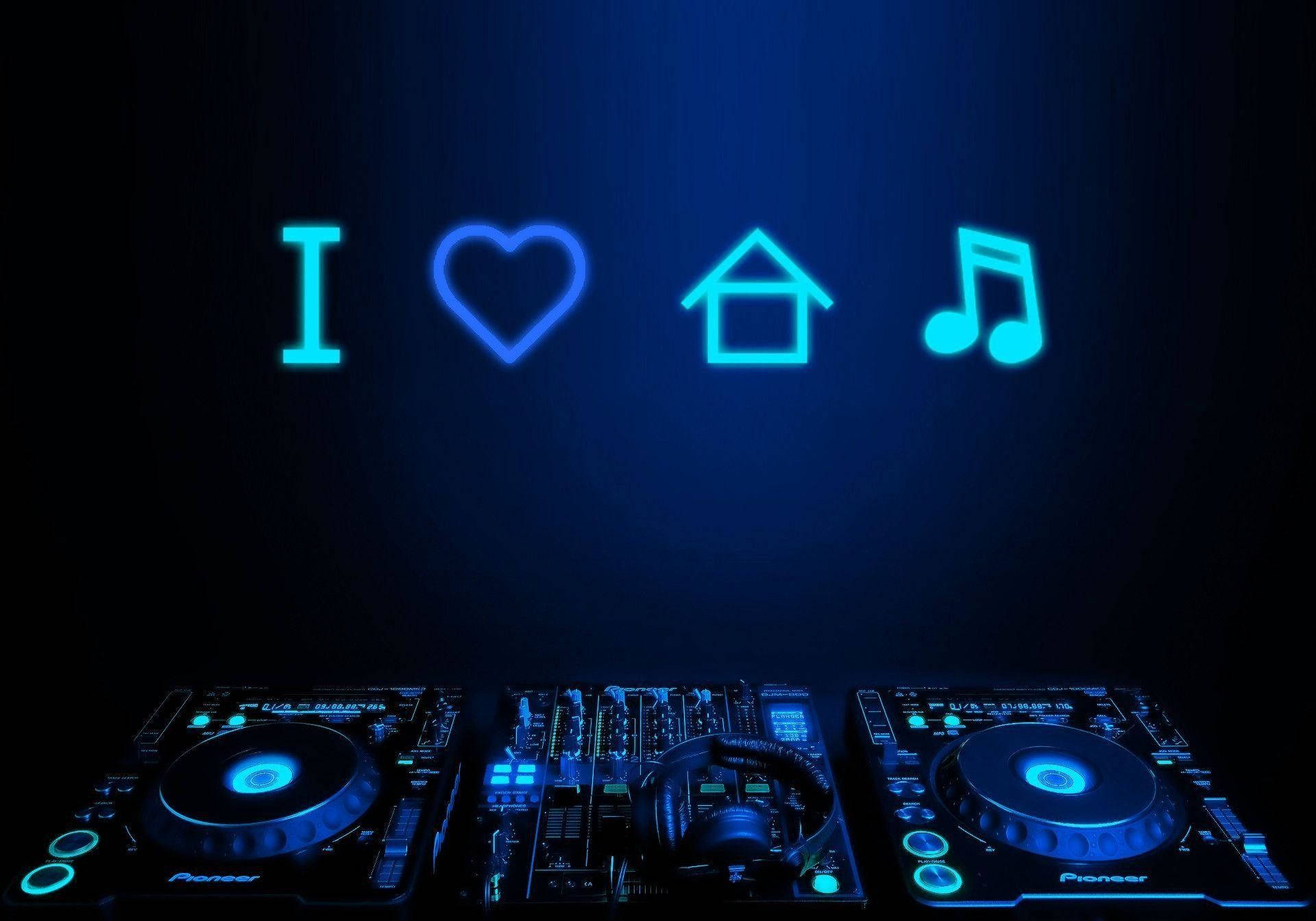 DJ I Heart House Music Wallpaper