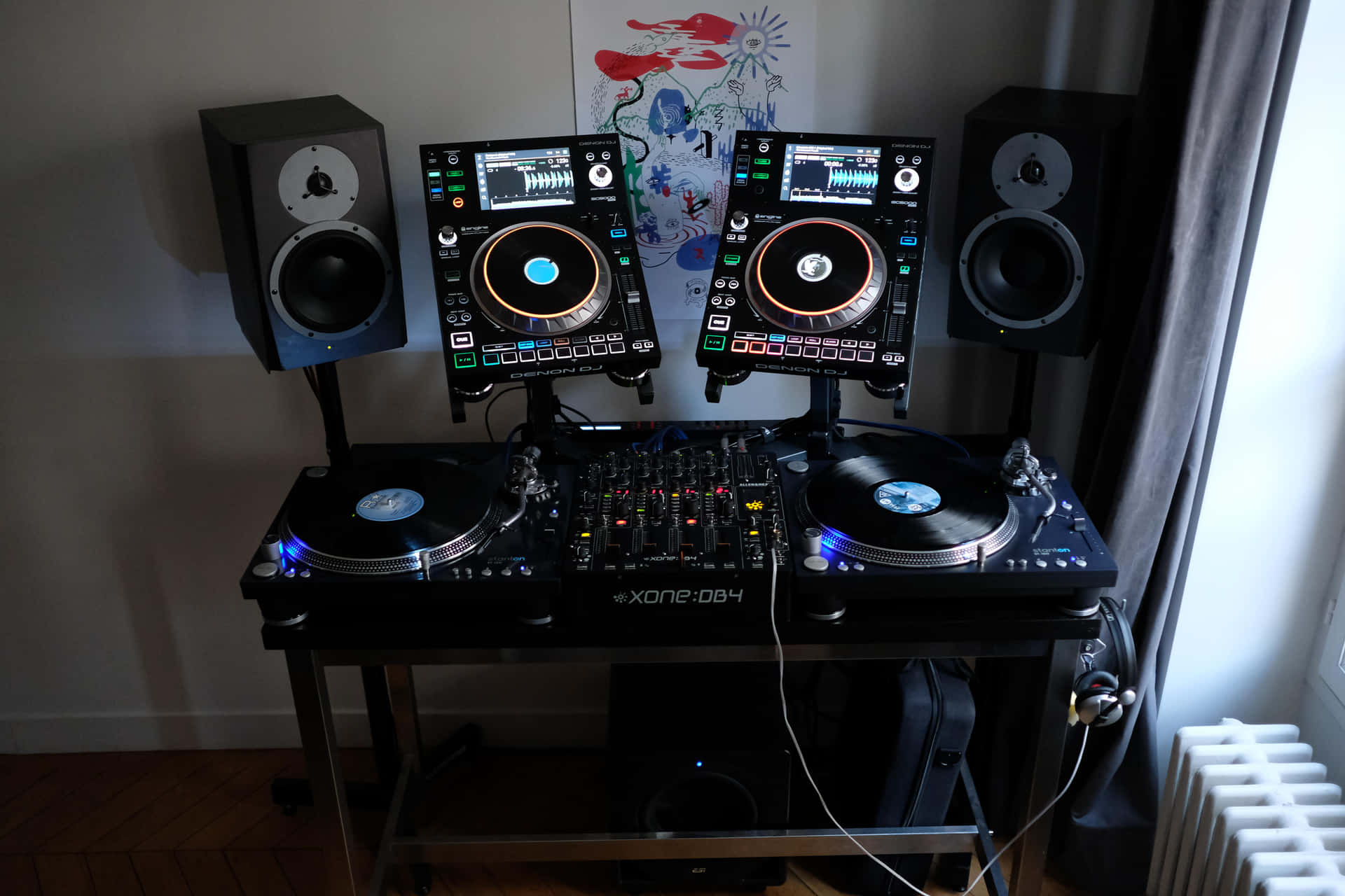 Dj Setup Home Studio Speakers Picture