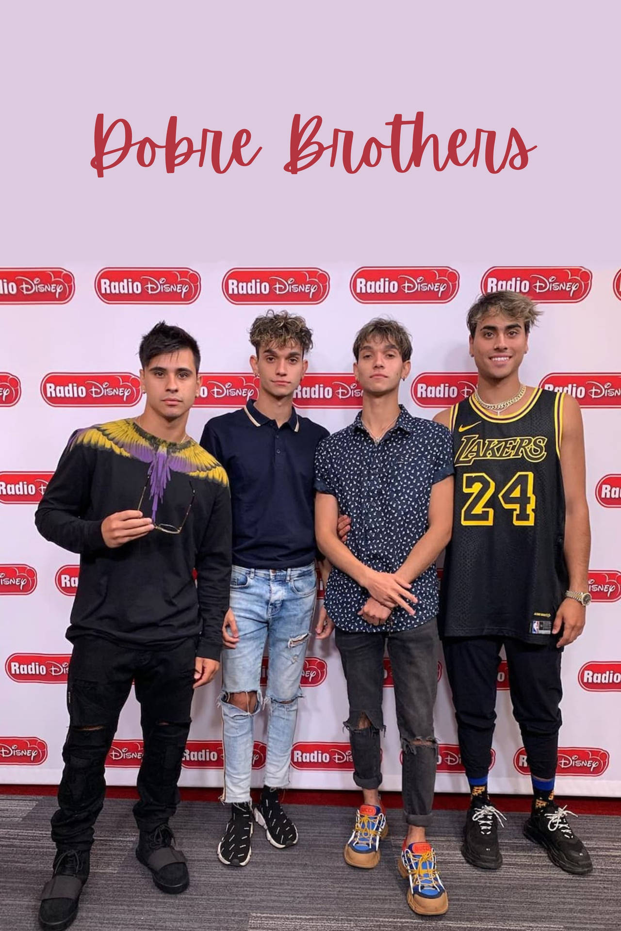 Dobre-brødrene på Radio Disney 2019 Blå Tapet Wallpaper