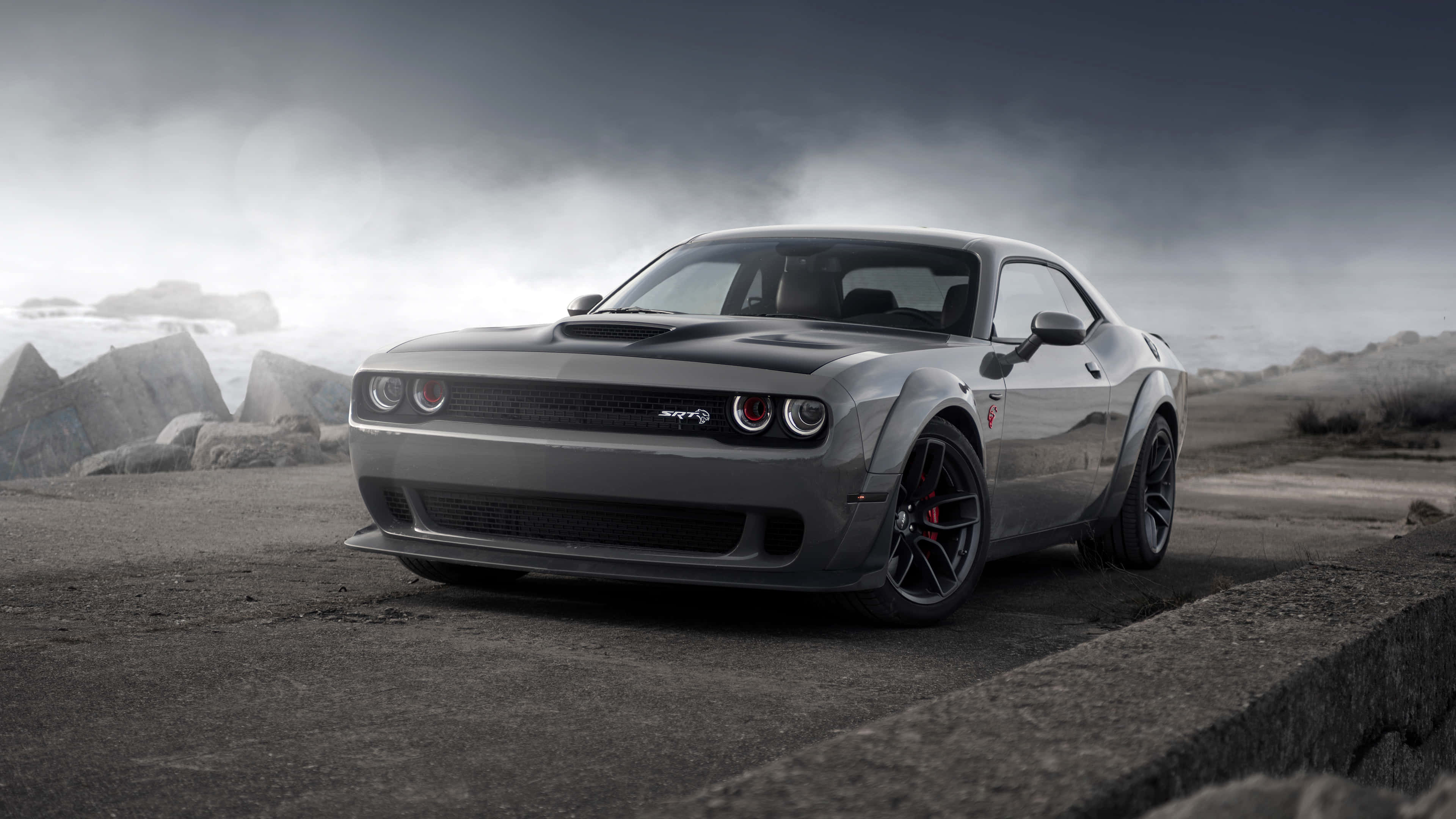 Take a ride in this powerful Dodge Challenger 4k car Wallpaper