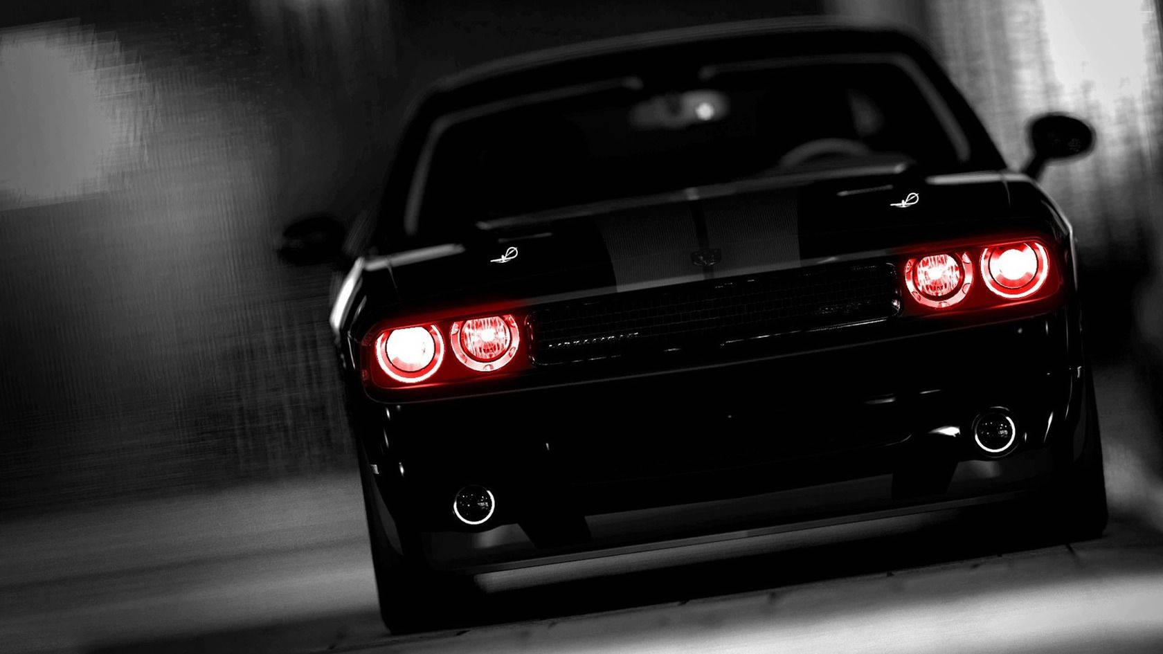 sollevato Dodge Challenger