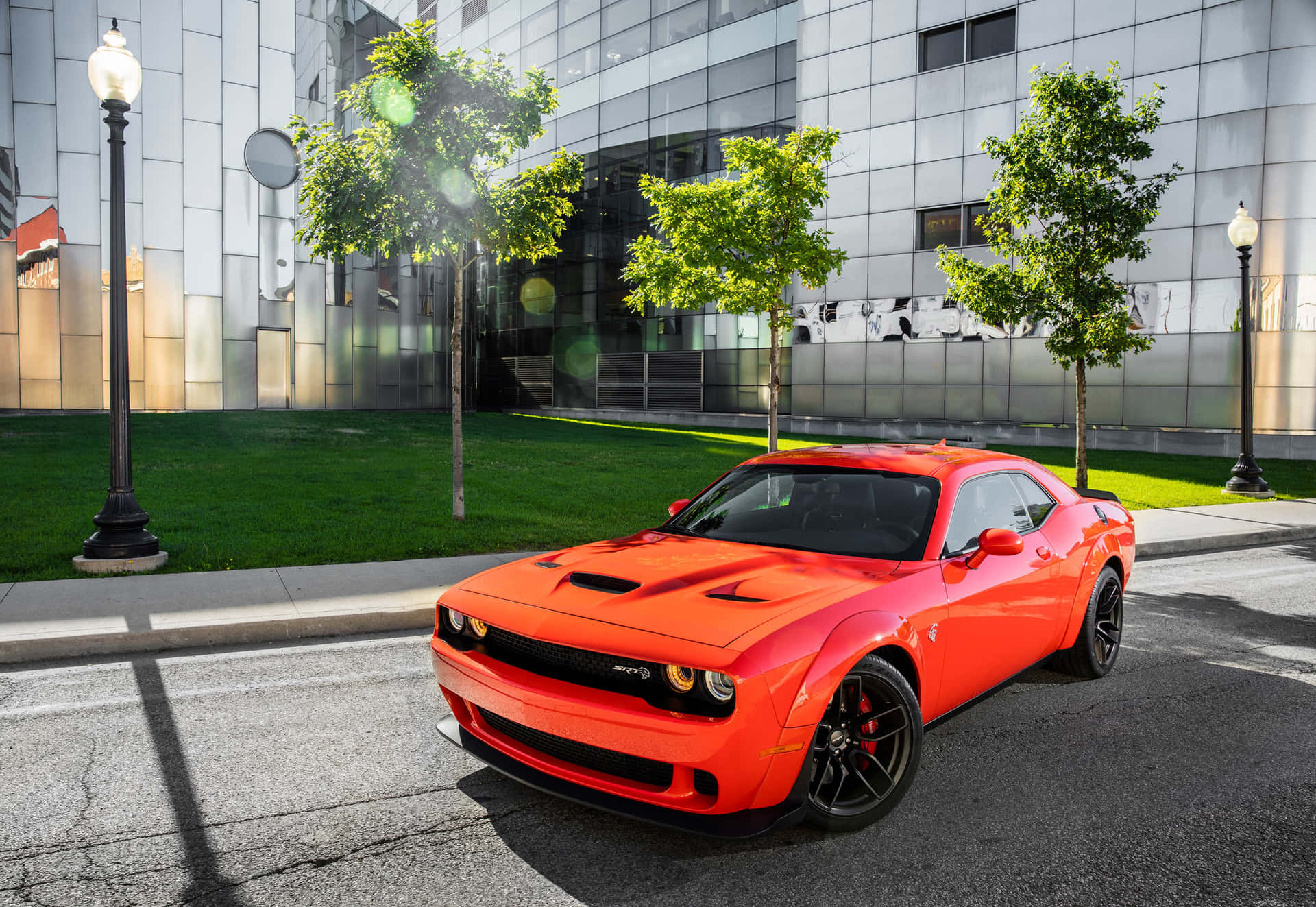 Tag en tur i den kraftfulde Dodge Hellcat 4K. Wallpaper