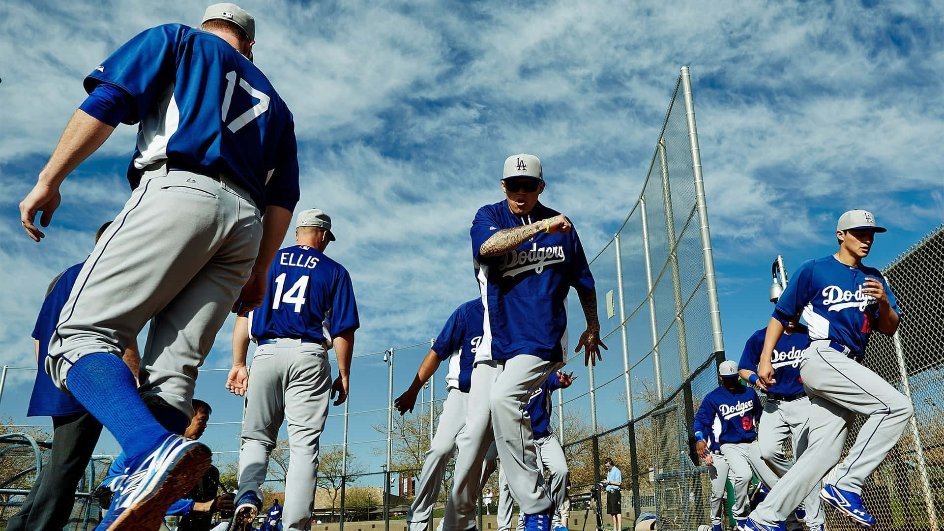 Dodgers Players Walking Field Wallpaper